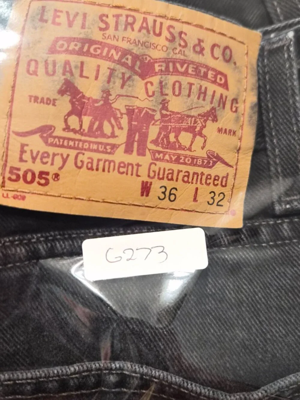 Levis 505 Mens Jeans Size 36x32 Black Regular Fit Straight Leg Y2K 2000 G273